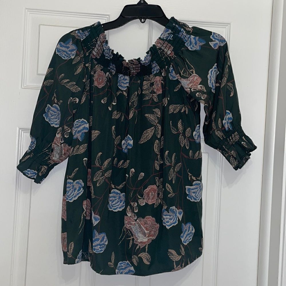 ✨Hummingbird Dark Green Floral Off Shoulder Top